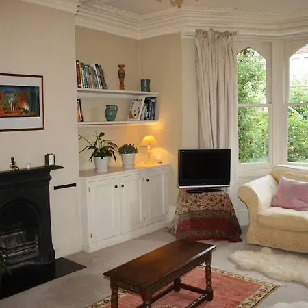 Relaxing, Spacious House With Gardens In Redland Casa de Férias