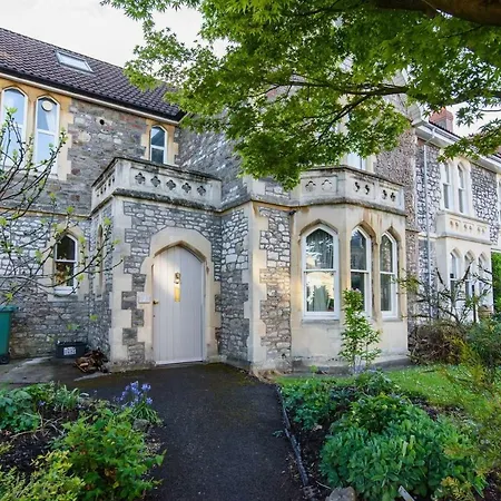 Relaxing, Spacious House With Gardens In Redland Casa de Férias Bristol
