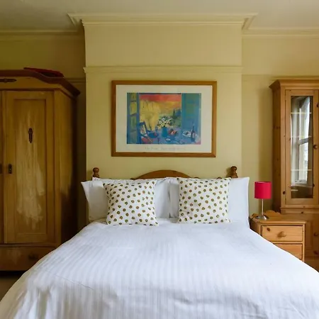 Relaxing, Spacious House With Gardens In Redland Casa de Férias *